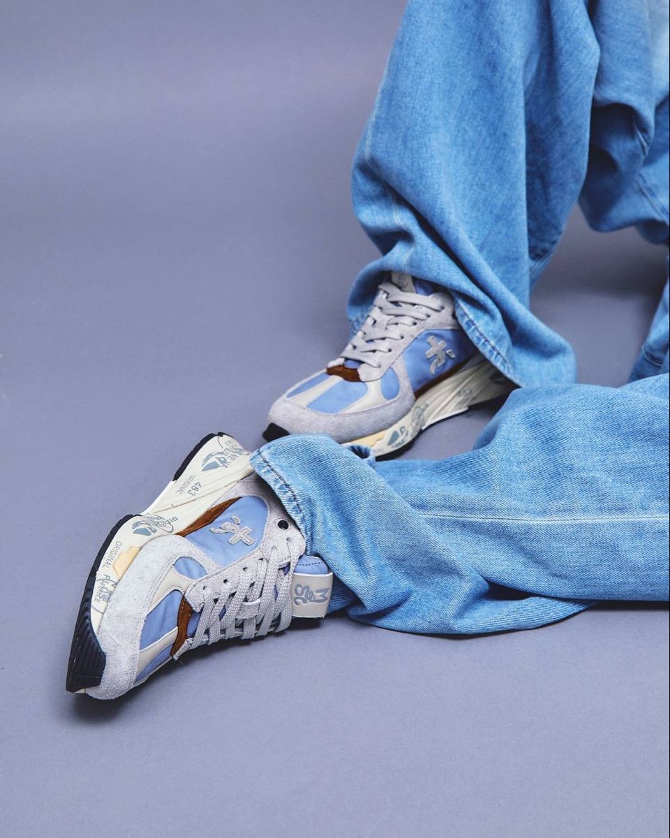 Light Blue Casual Sneakers