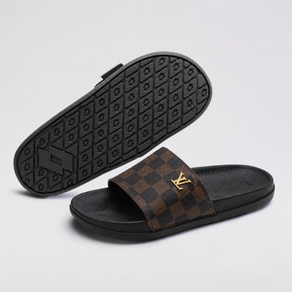Men's Brown Checkered Slides